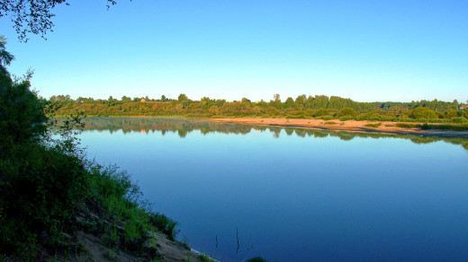 753561 (a): :2600x1460